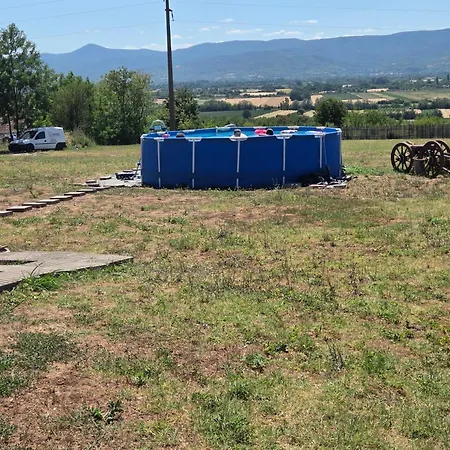 Vezirove Zore Kır Evi