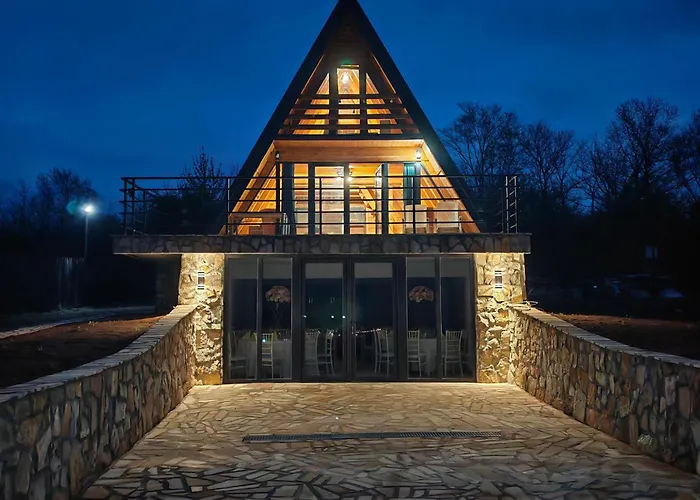 Kır Evi Vezirove Zore Paraćin