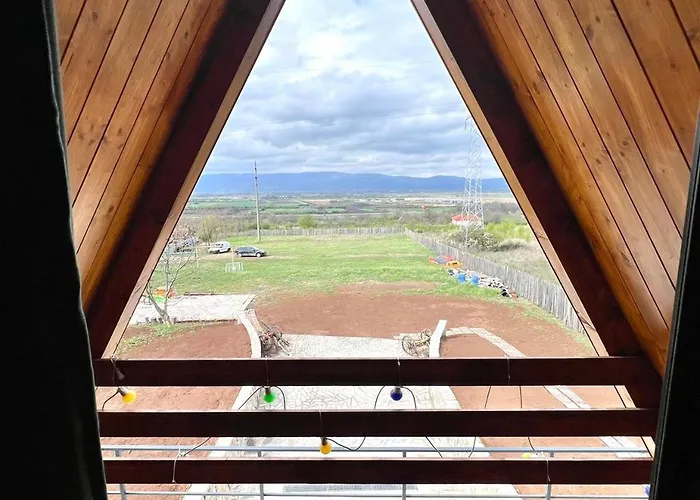 Vezirove Zore Kır Evi